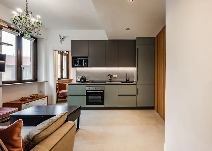Apartman Charming Modern Near The Heart Of Milánó