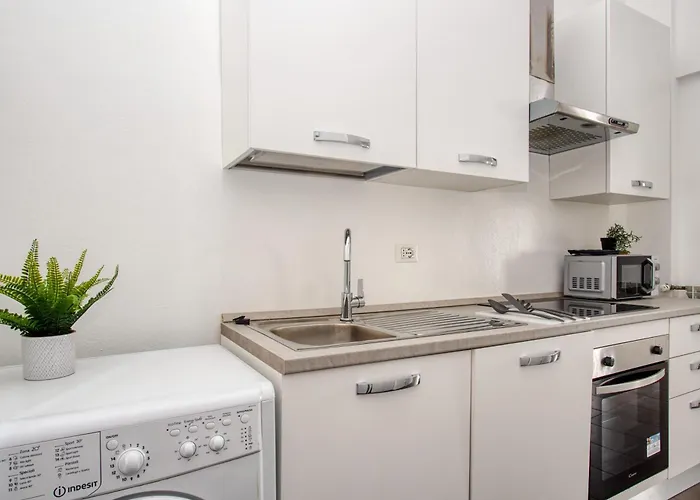Joivy Cosy 3br Flat In The Centre Of Daire Milano