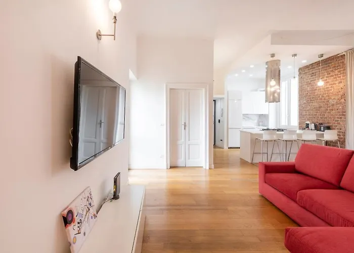 Luxury 3 Bedrooms - B * Милан
