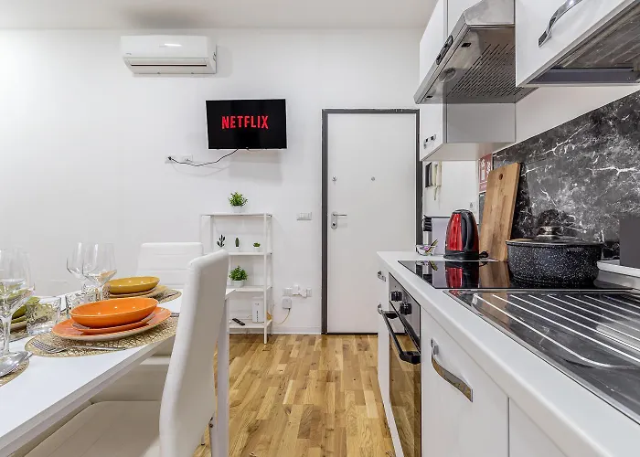 - Parking Nearby And Free Wifi
