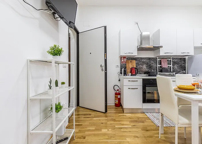 - Parking Nearby And Free Wifi Apartmán