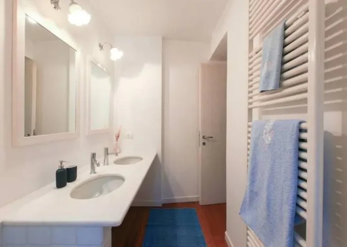 Apartment Hozyhome Brera *