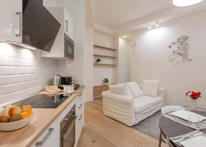 Longhena, 7 - Total White Apartment Milan