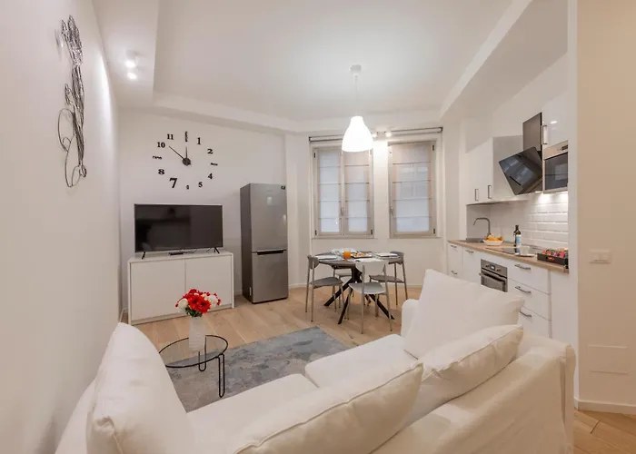 Longhena, 7 - Total White