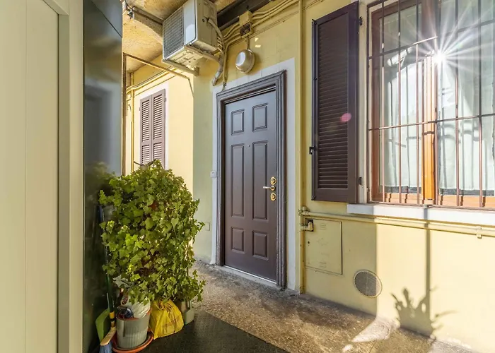 Διαμέρισμα The House Of Via Muratori 6 *