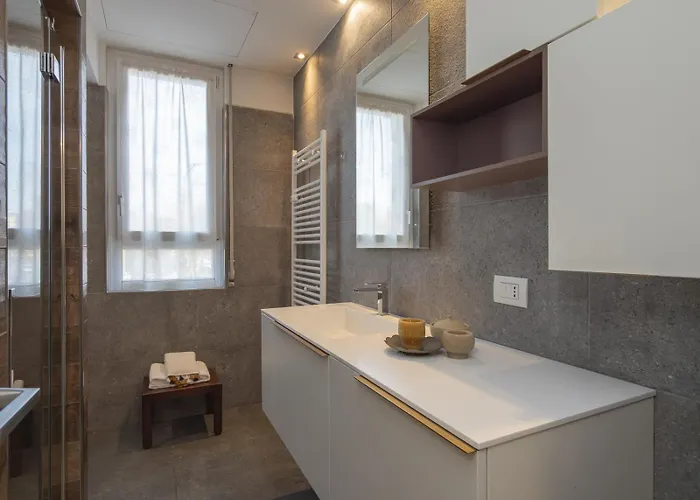 San Siro - Modern & Stylish 3 Bedroom With 2 Balconies Lotto Mm1-mm5 By Rentopolis *