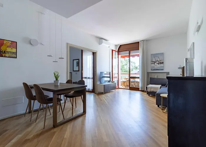 Bright House - Carozzi Apartment