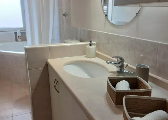 Panoramic Floor Flat شقة ميلان
