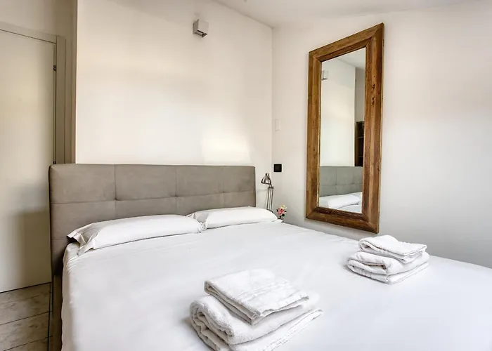 Hostmate - - Oldrado - Nolo * Milano
