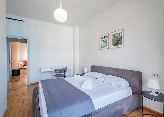 Station 3 Bedrooms & 2 Bathrooms - B * Milan