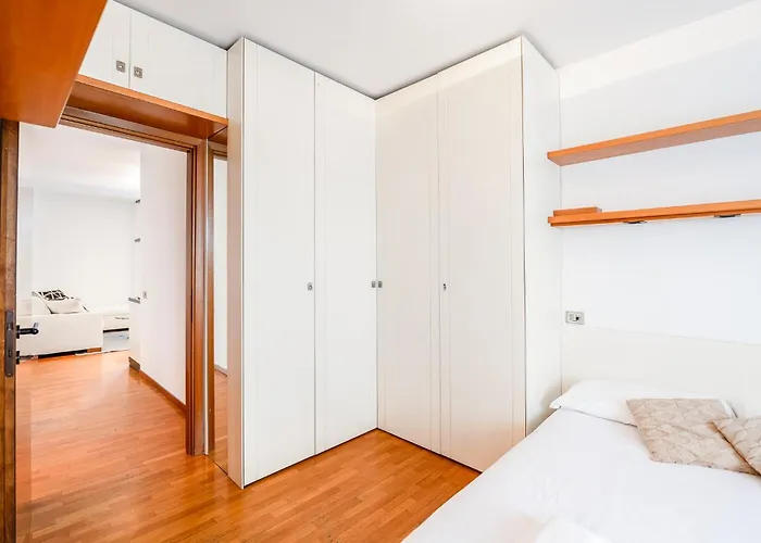 Quiet With Terrace - 20 Min From Duomo Apartment Mailand