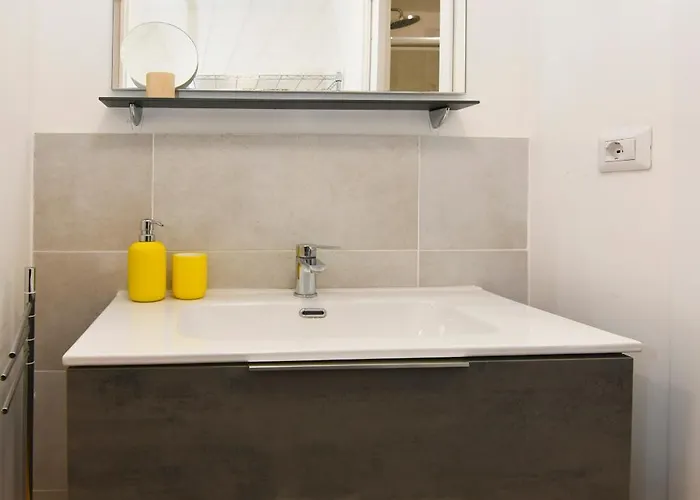 [navigli-tortona]ampio Monolocale, Garage Gratuito