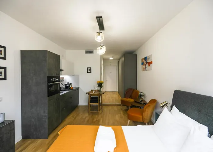 Moderno Centro Milano, Metro Loreto アパート ミラノ