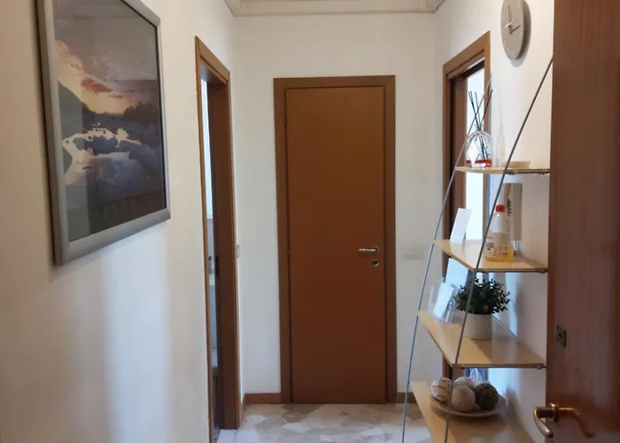 Panoramic Floor Flat شقة ميلان