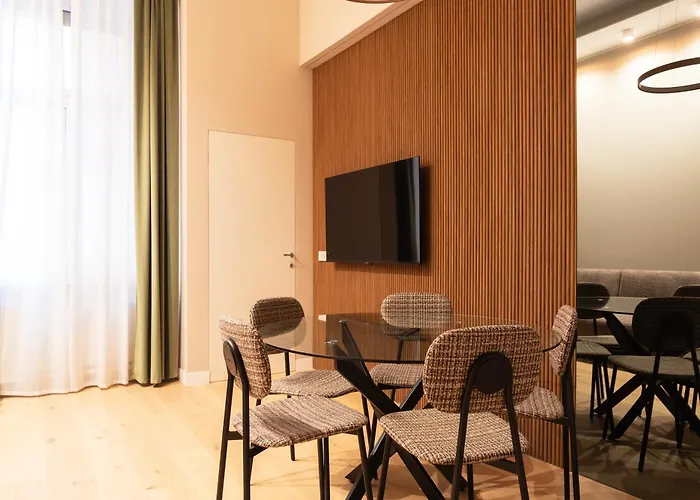Daire Youhosty - 2 Bedroom Porta Venezia