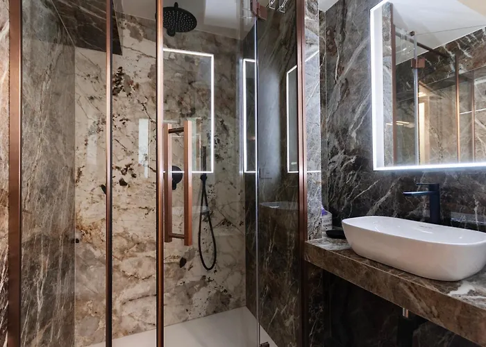 Daire Youhosty - 2 Bedroom Porta Venezia