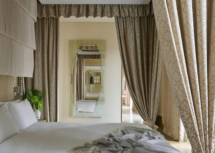 Excelsior Gallia, A Luxury Collection Hotel, Szálloda