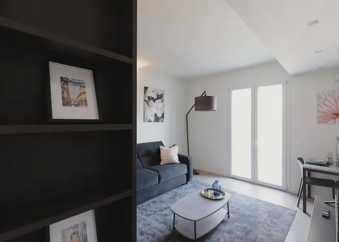 Gohost - Modern And Bright With Terrace And Balcony *