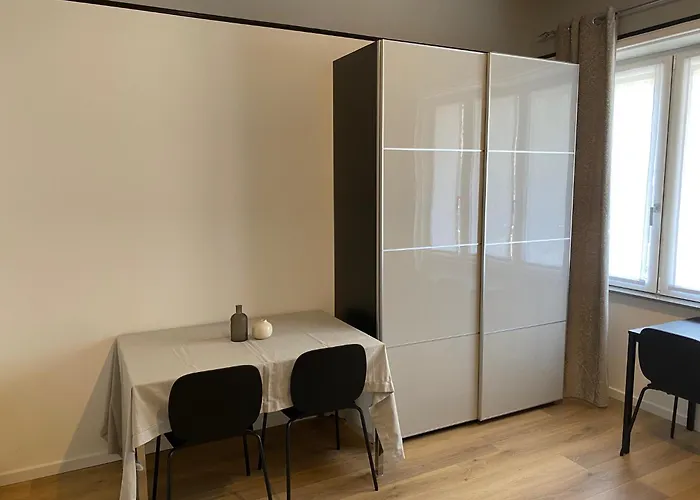 Grey House Apartment Mailand