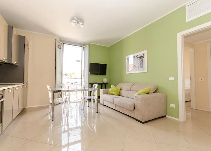 Brianza Flat * Milan