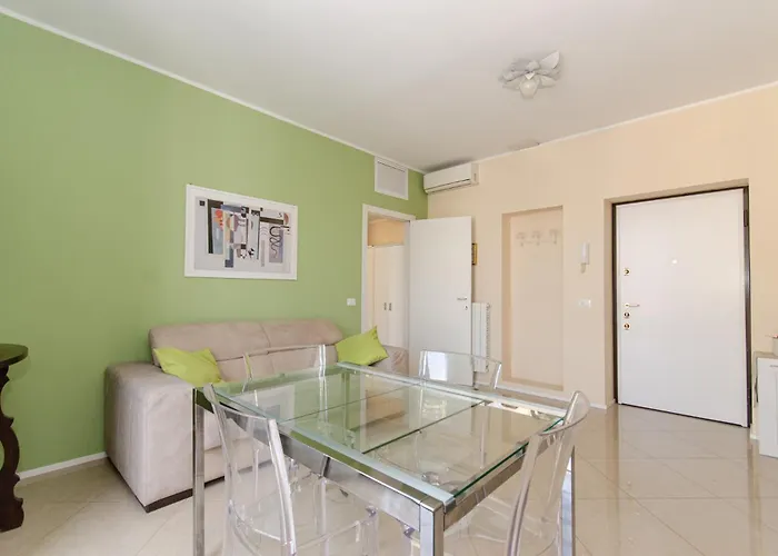 Brianza Flat * Milan