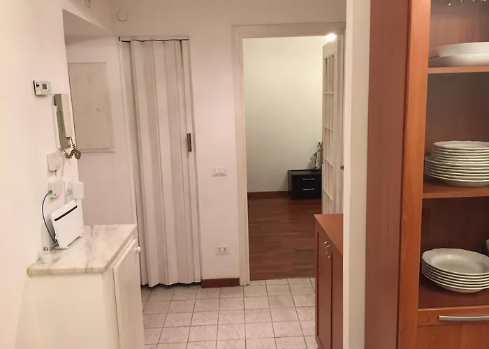 Lejlighed Natalia's 2-rooms Cozy Flat, Only 10 Min To Duomo Milano