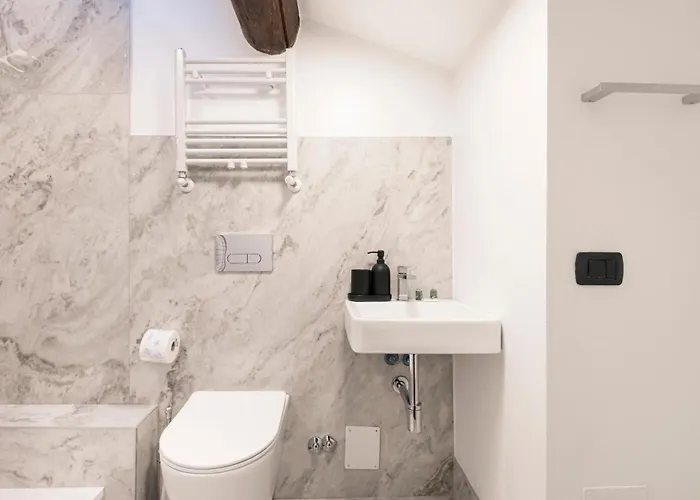 Easylife - - Agnello 19 - Duomo * Milan