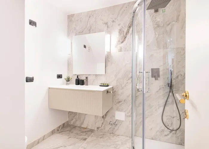 Easylife - - Agnello 19 - Duomo Milan