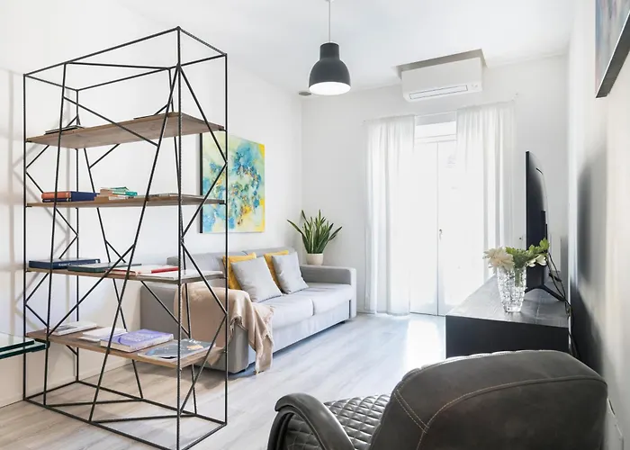 Easylife - - Lecco 18d - Porta Venezia * Milan