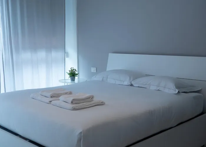 Prestige Boutique Homes - Duomo 1 아파트 밀라노