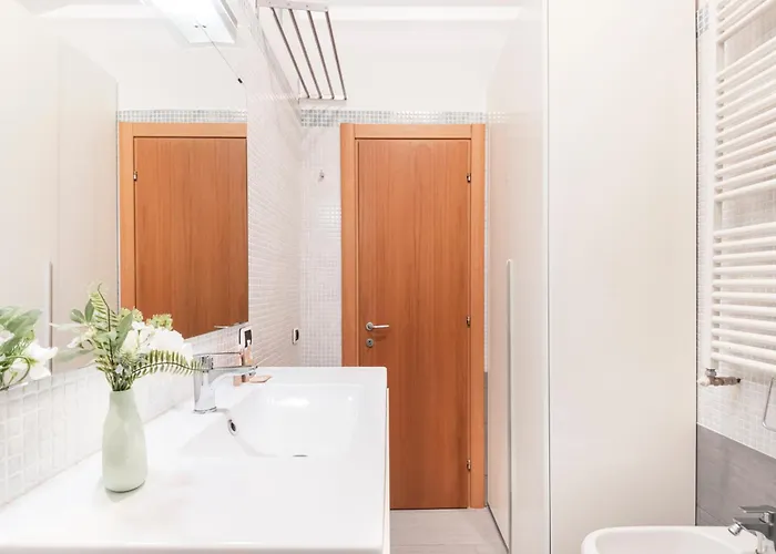 Lejlighed Easylife - - Lecco 5 P3 - Porta Venezia Milano