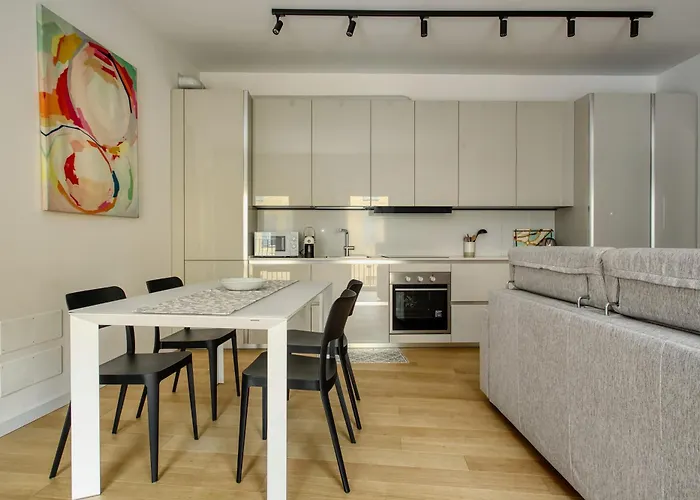 Domusmi Petrella 4 * Milán