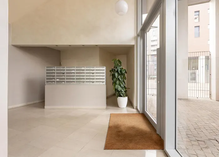 Bright Two Bedrooms With Terrace Zanuso - Mirable Pm شقة *
