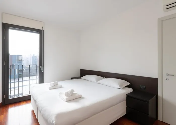 شقة Bright Two Bedrooms With Terrace Zanuso - Mirable Pm