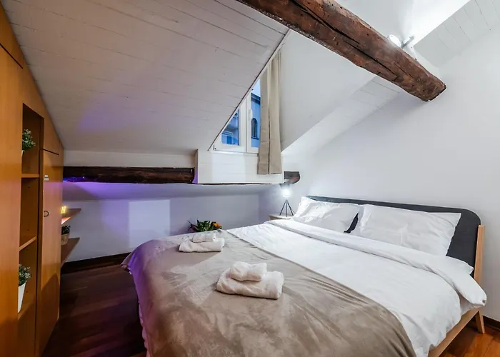 The Mirror Attic - Moscova Brera Lejlighed *