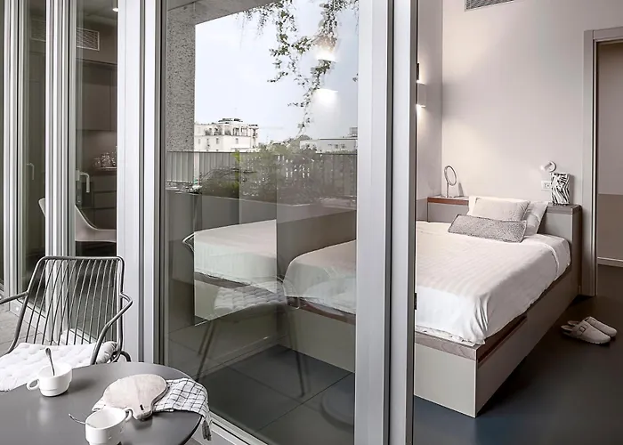 Aparto Giovenale Hotell *