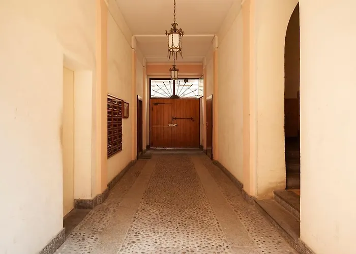 Apartament Live In Style Elegant Near Duomo Mediolan