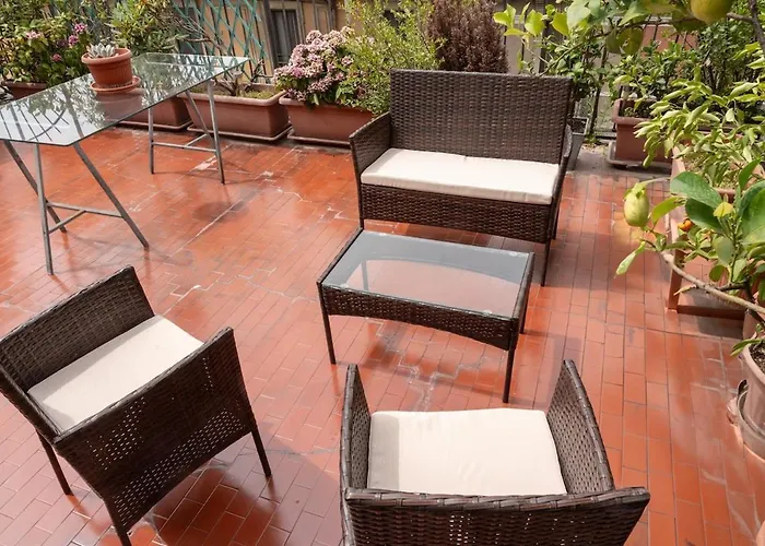 Center Romantic With Terrace 아파트 밀라노