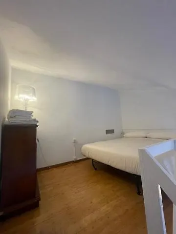 Two-room San Babila * Milán