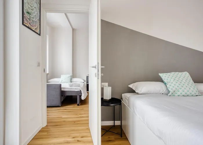 Joivy Elegant & Modern In Isola District Lejlighed