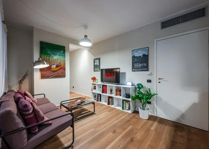 The Baldachin - Navigli Area Apartmán *