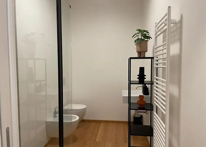 Apartment Eleganza Milanese Near Duomo & Metro Milan