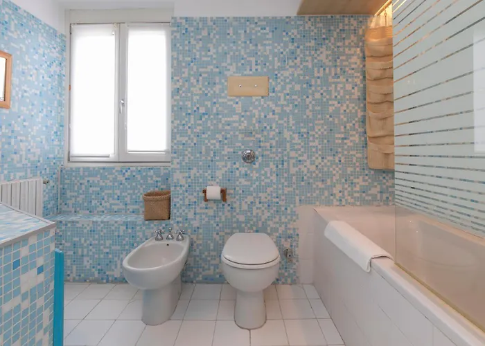 Xenia - Lovely In Corso Genova 10 Min From Duomo Appartement *