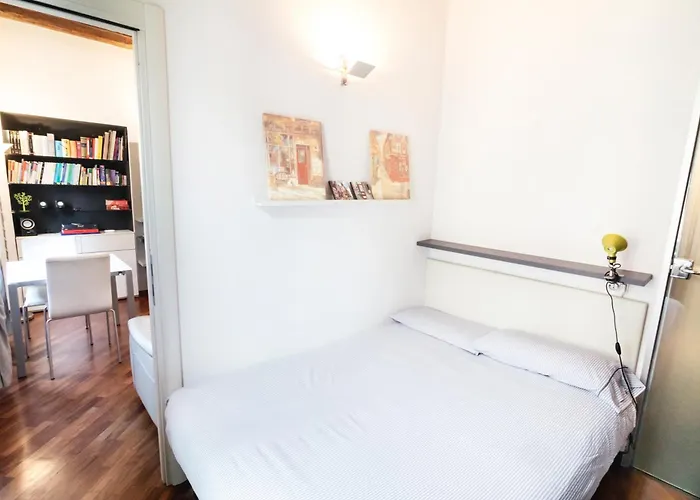 Cosy And Bright Flat In The Heart Of Porta Venezia * Mediolan