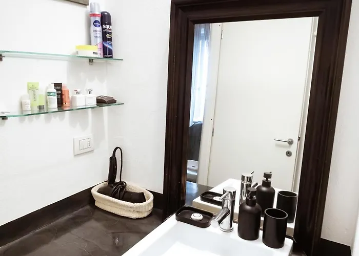 Cosy And Bright Flat In The Heart Of Porta Venezia Apartament Mediolan