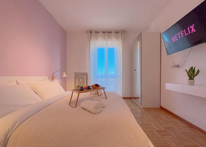 Spacious With Balcony And 2 Bathrooms By Host Hero Milán