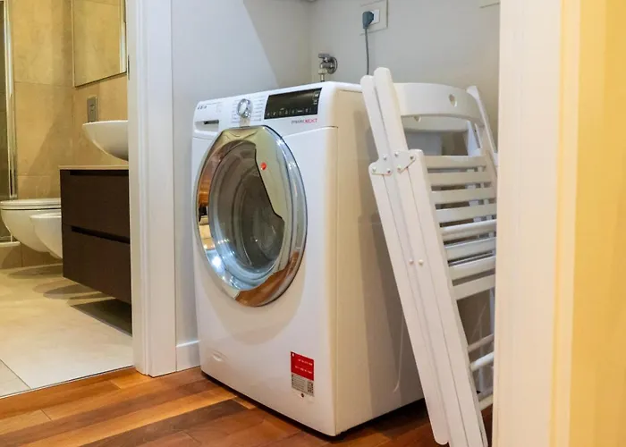 Luxury Flat - Wifi, Ac, Walk To Brera & Duomo Apartment *