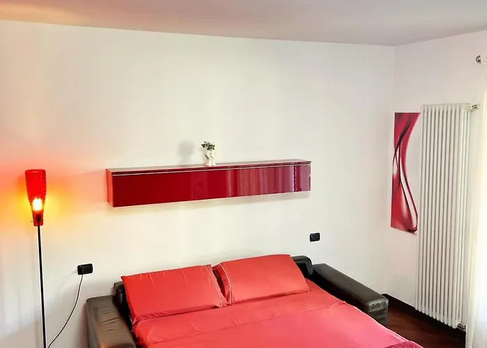Laura S Garden - Romantic Place And Private Parking Milán