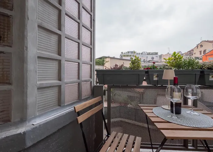 Spacious 2bdr With Balcony Arco-sempione Area, By Rentopolis