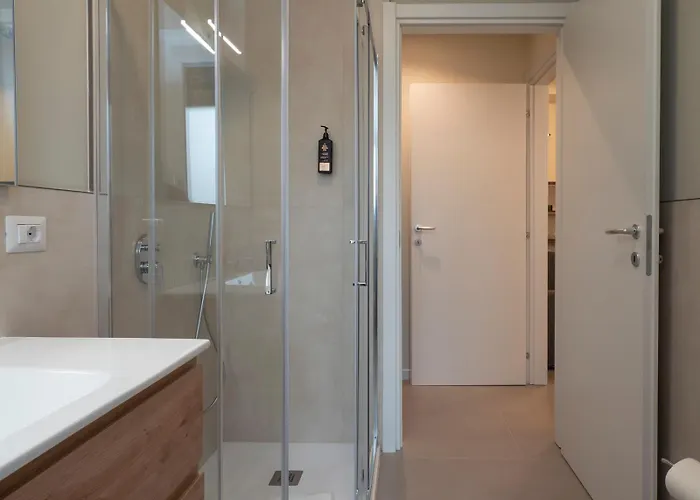 Апартаменты Spacious 2bdr With Balcony Arco-sempione Area, By Rentopolis *